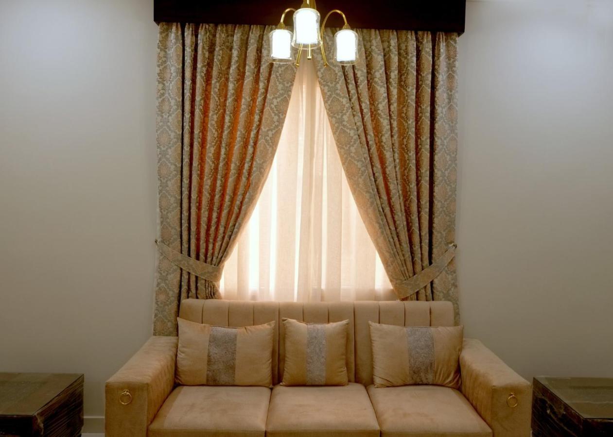 Al Rasheed Apartments Second Floor Apartment Karaczi Zewnętrze zdjęcie